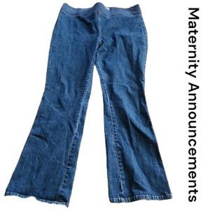 Maternity Announcements Size M 8/10 Maternity Flare Jeans